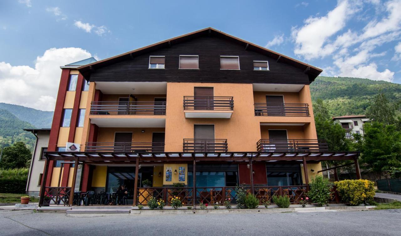 La Svolta Chiuro Exterior foto